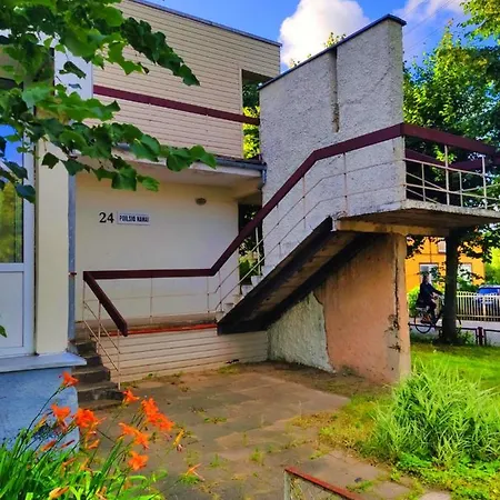 Hostel Back To The 80's