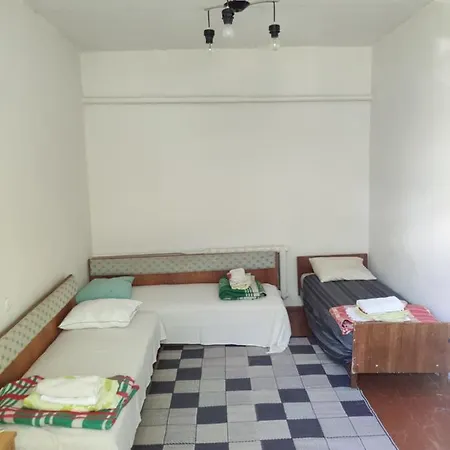 Back To The 80's Hostel Palanga